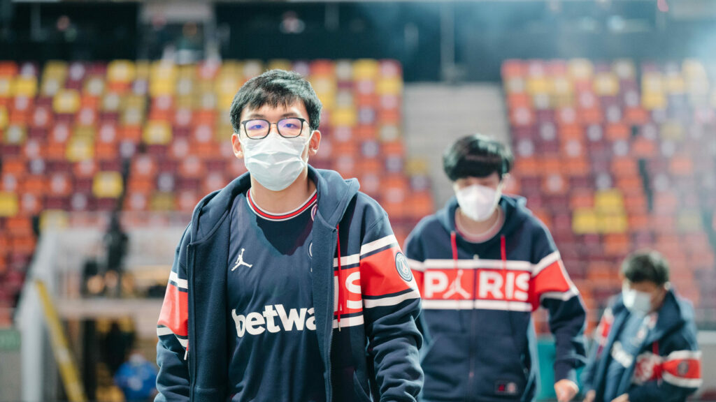Faith_bian XinQ leave PSG.LGD