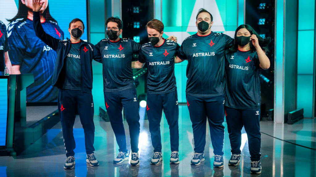 Astralis has the oldest LEC team on average, Misfits the youngest