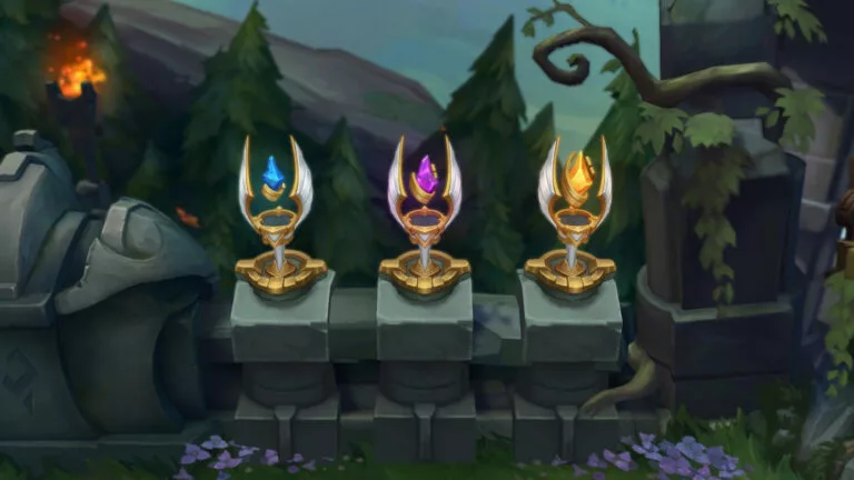 LoL Clash Trophies