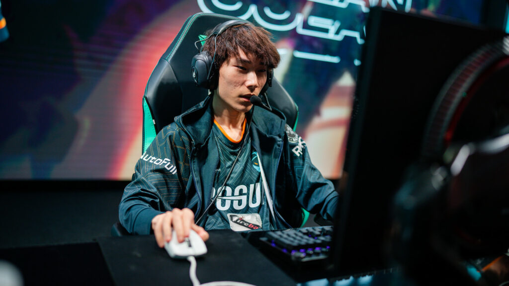 Malrang (in this picture) was the key signing of Rogue's 2022 offseason, and general manager Flyy is glad he made that decision.