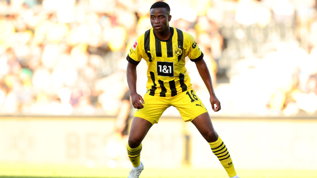 Best wonderkid strikers in Football Manager 2022