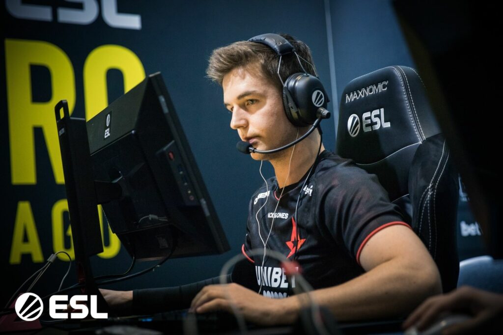 Device to Astralis a done deal