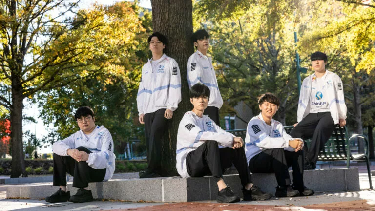Image shows the members of DRX posing in a park in Atlanta ahead of the Worlds 2022 semifinals.