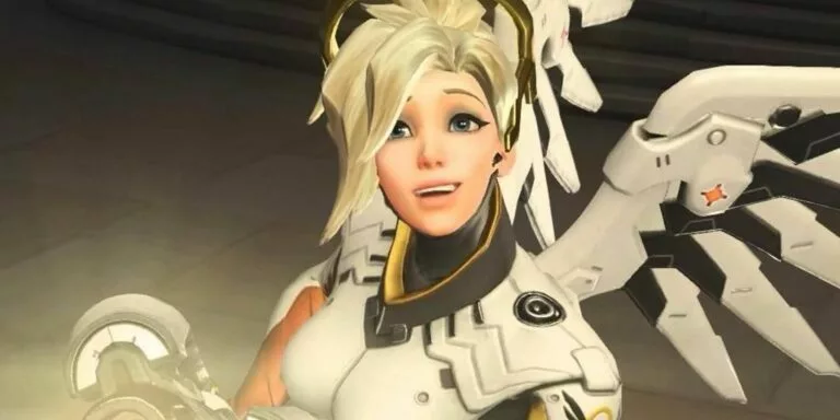 Overwatch 2 easiest heroes: Mercy