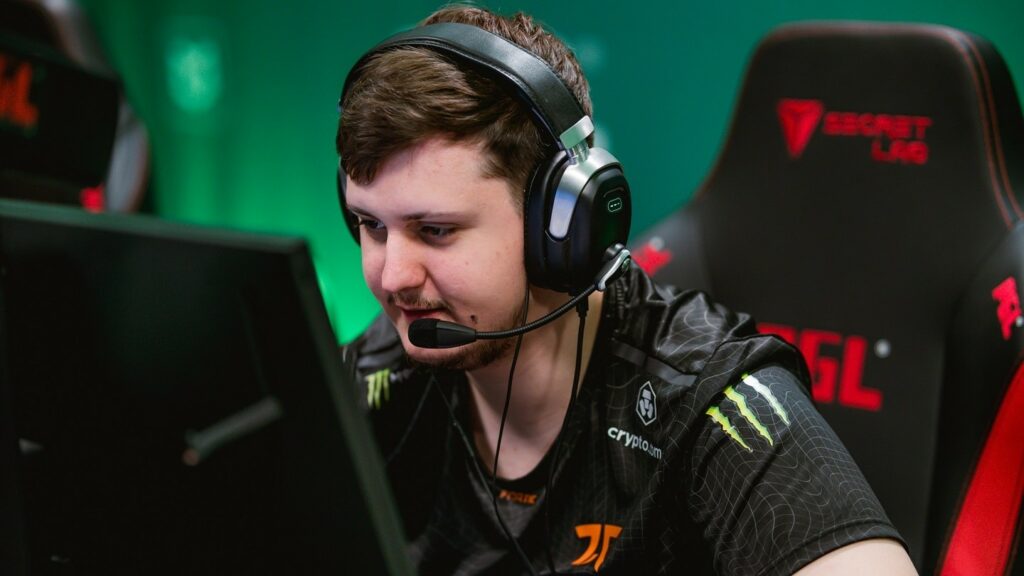 mezii talks becoming Fnatic’s IGL, IEM Rio Major 2022 & more