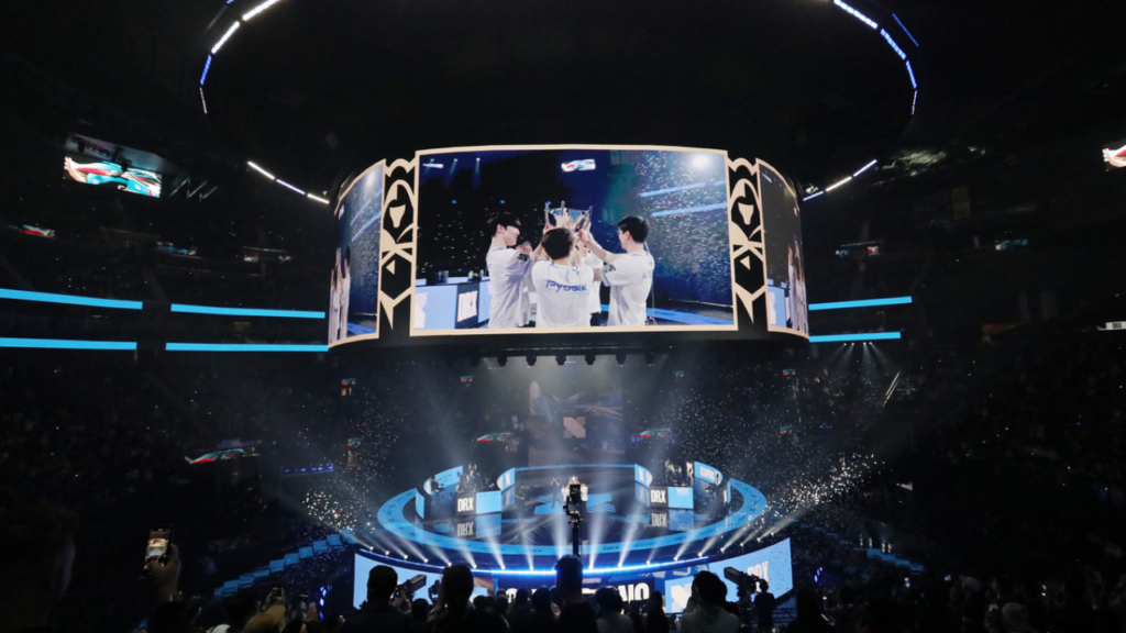 DRX take down T1 and win Worlds 2022