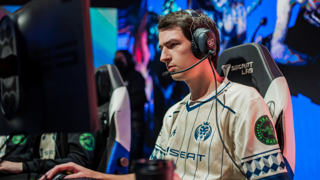 Vitality reportedly signing Kaiser and T1’s academy rookie top laner Photon