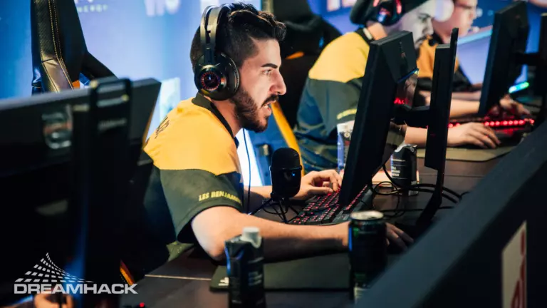 maj3r