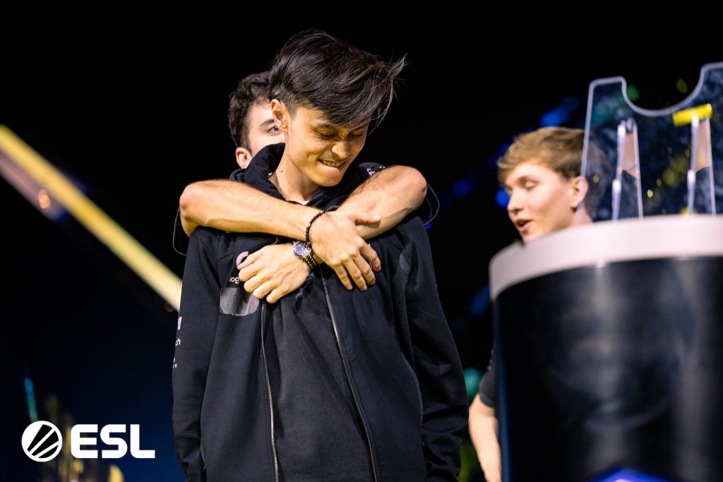 IEM Dallas crowd draws heat for “F*** apEX,” “F** the French” chants