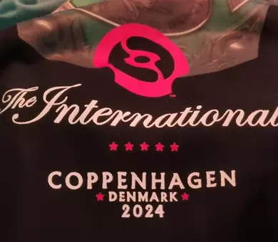 Copenhagen misspelled on official TI merch.