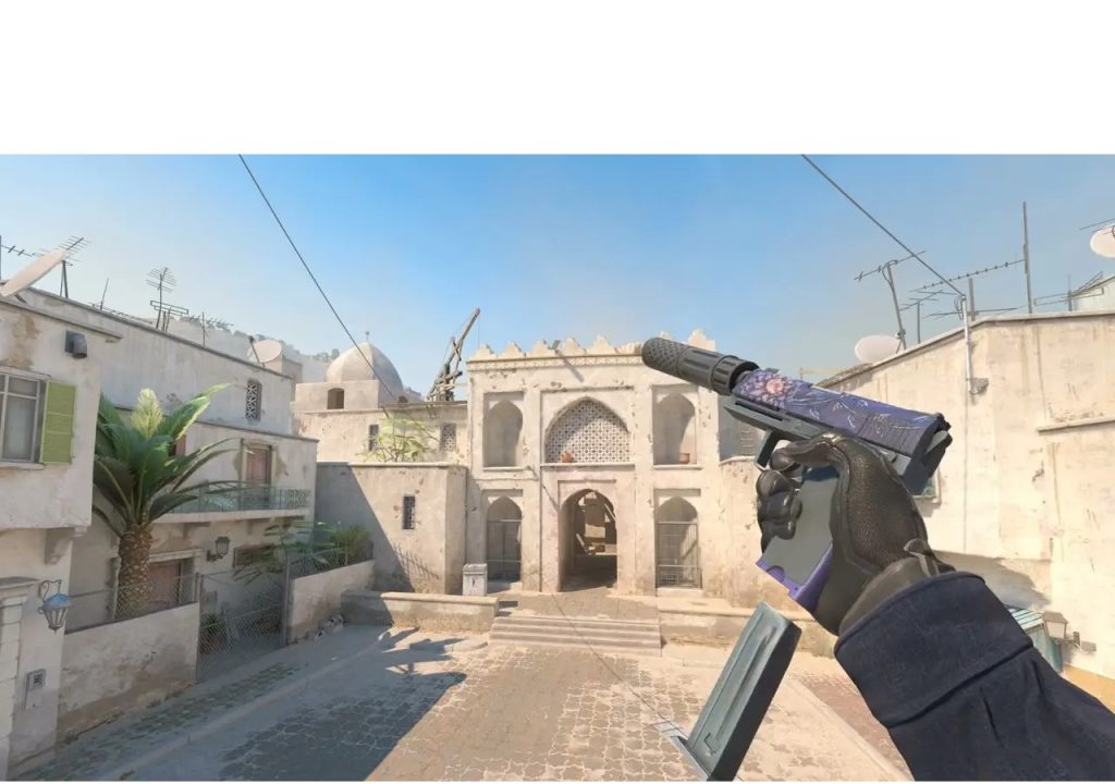 How to enable and disable a silencer in CS2