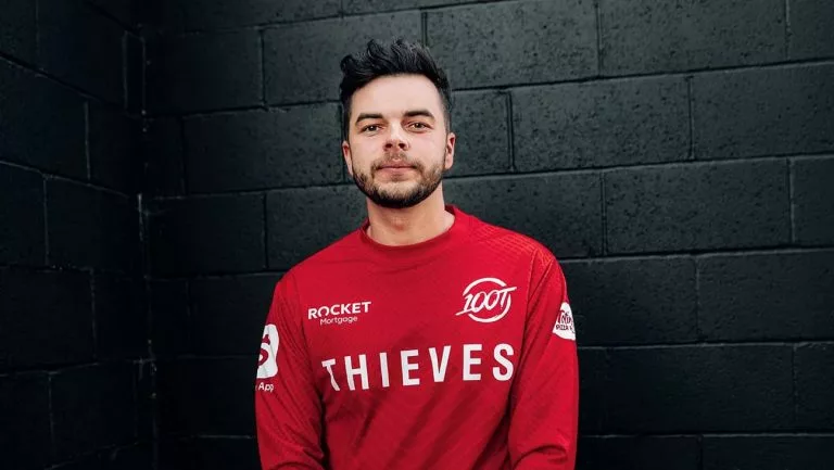 Call of Duty streamer Nadeshot