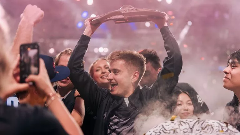 OG wins ti8