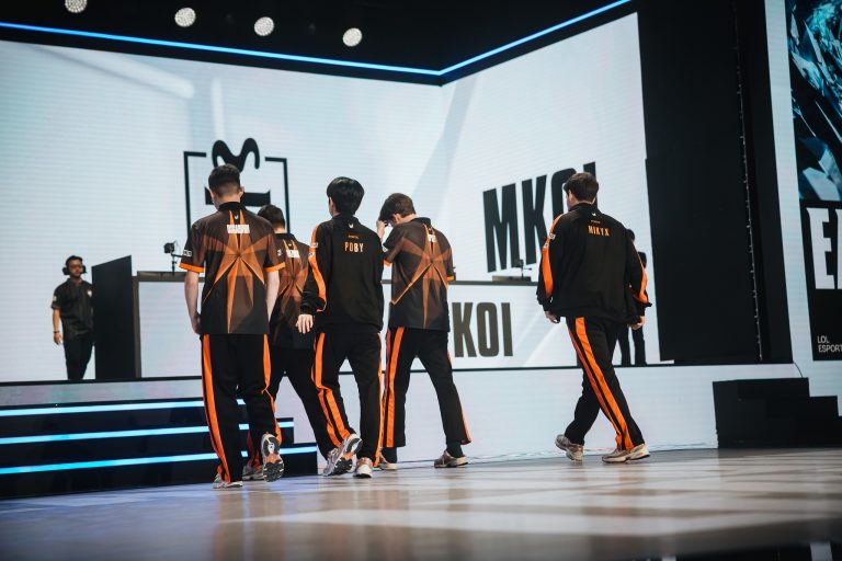 Fnatic: The first ever European team to win zero matches at LoL Worlds