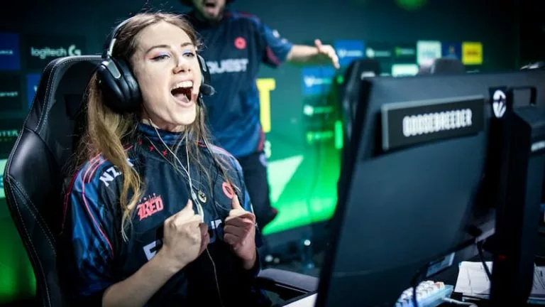 Goosebreeder playing for FlyQuest RED in ESL Impact Season 6 finals.