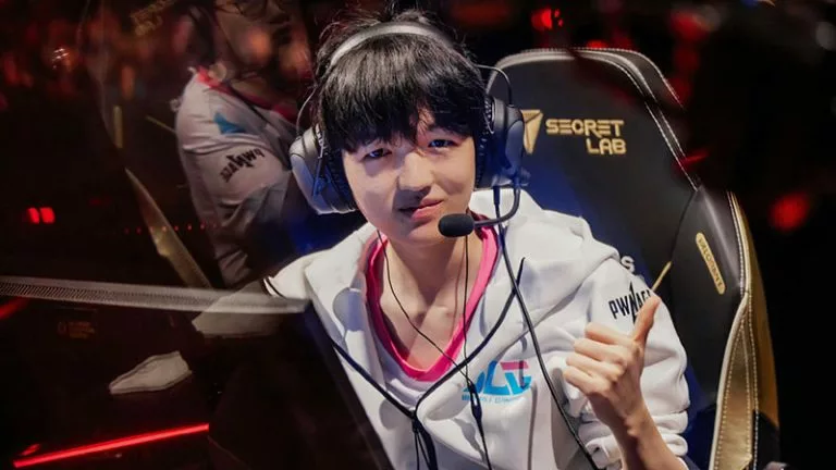 one of the lol worlds best players, knight