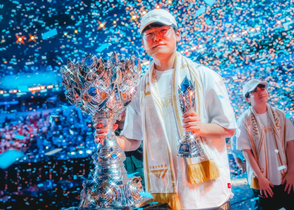 Gumayusi Leaves T1 After Three World Championship Victories