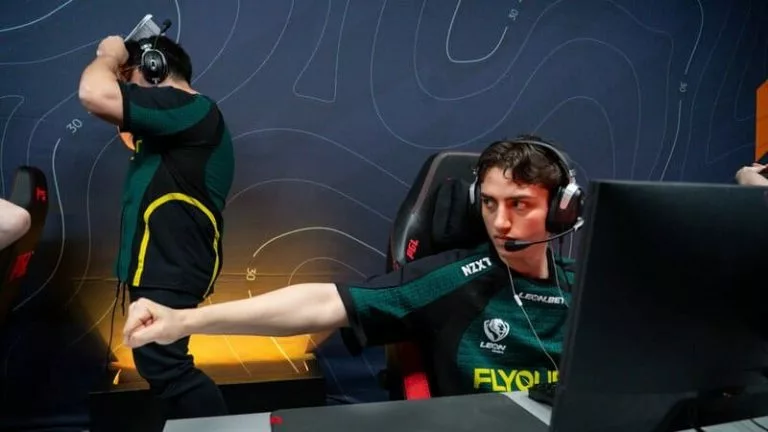 FlyQuest Vexite