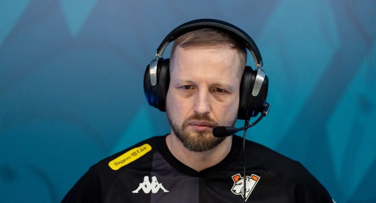 F_1N departs Virtus.pro's CS2 team.