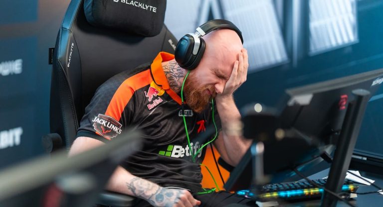 KRIMZ laments Fnatic's elimination from the StarLadder Budapest Major 2025.