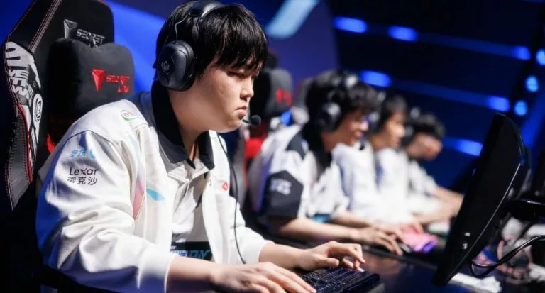 lol roster changes 2026