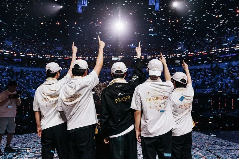 is lol esports dying