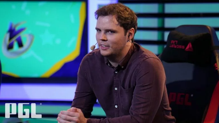 AdmiralBulldog New Worth
