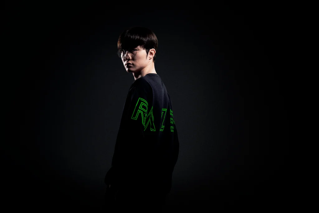 Razer Project AVA lets you summon AI Faker to your desk