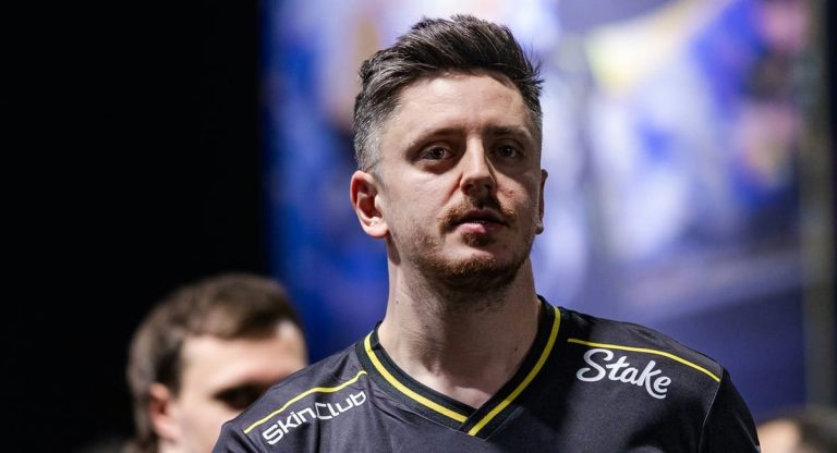CS2 Vitality apEX
