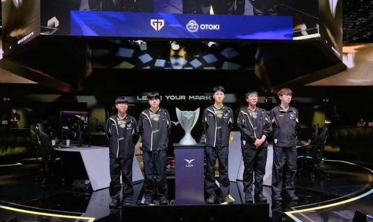 Gen.G after a 2-0 loss to DK