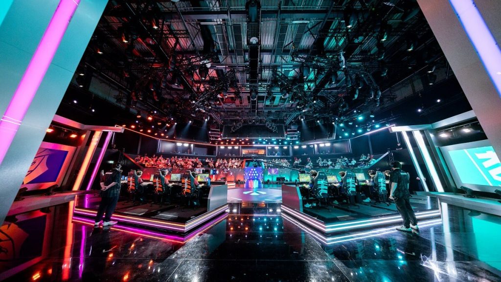 Riot opens a new studio in their EMEA arena in Berlin: LEC arena