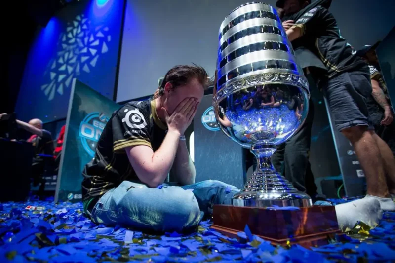 Will the new major sticker system revamp destroy Counter-Strike esports revenue?