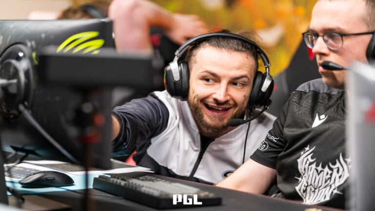 An image of Dota 2 players at the PGL Wallachia Season 9
