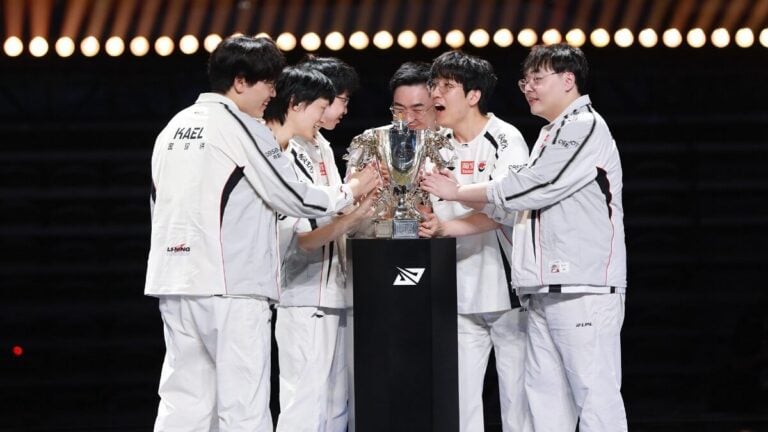 AL wins the LPL Grand Finals 2026: Anyone's Legend team