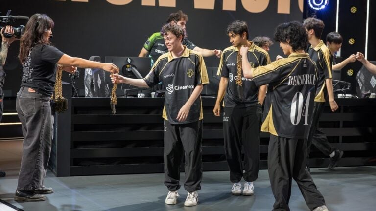 LYON beats Shopify in the LCS Summer playoffs: LYON