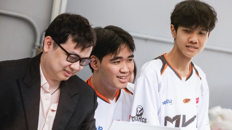 KC vs MVK LoL Worlds prediction: MVK Esports