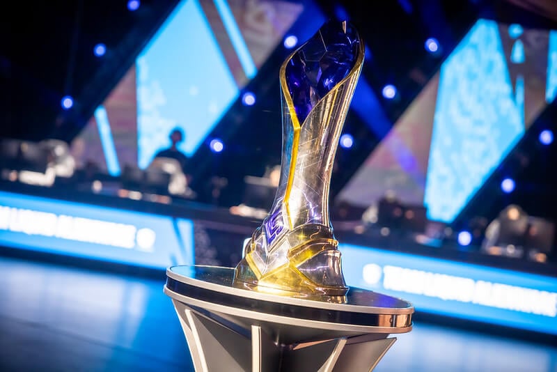 Team Liquid wins the LCS Summer 2026: LCS trophy